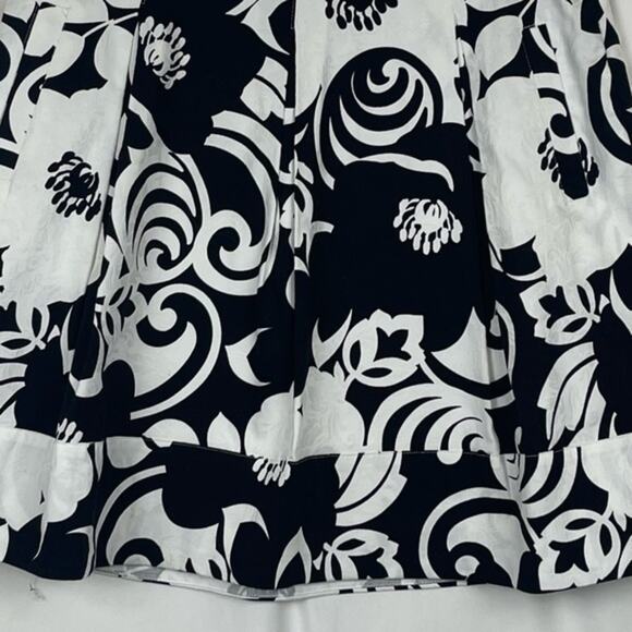 White House Black Market Black W White Floral Pleated Skirt Size 6 - Picture 3 of 11